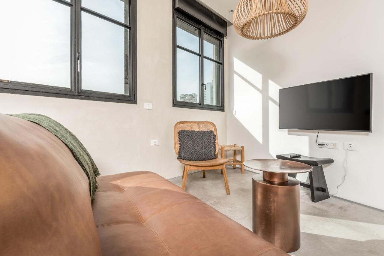 Trendy And Cosy Apartment / Balcony テル・アビブ エクステリア 写真